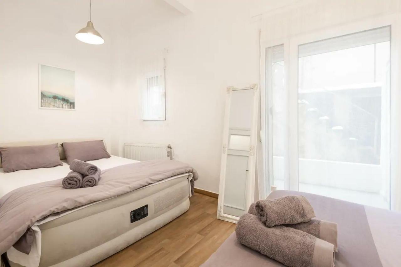 Saint Dimitrios Central Apartment 100Sqm. Thessaloniki Exterior foto